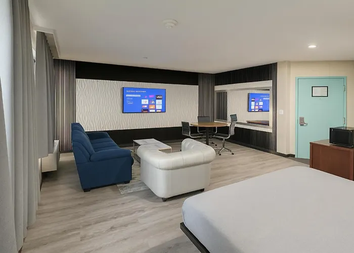 Hotel Pergola Jamaica Jfk